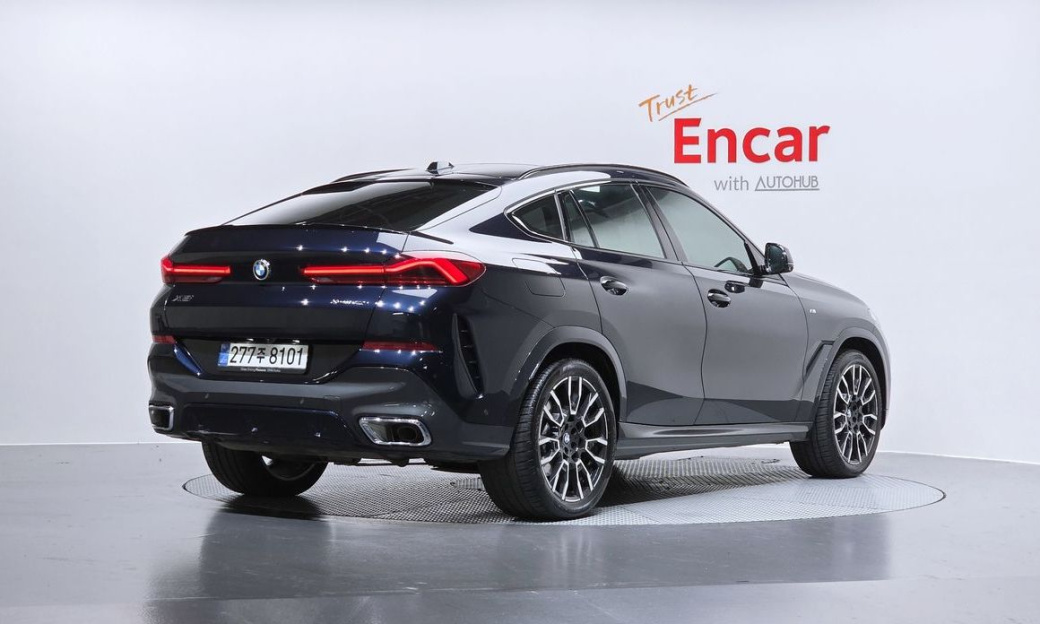 BMW X6 xDrive40i M Sport, 2025
