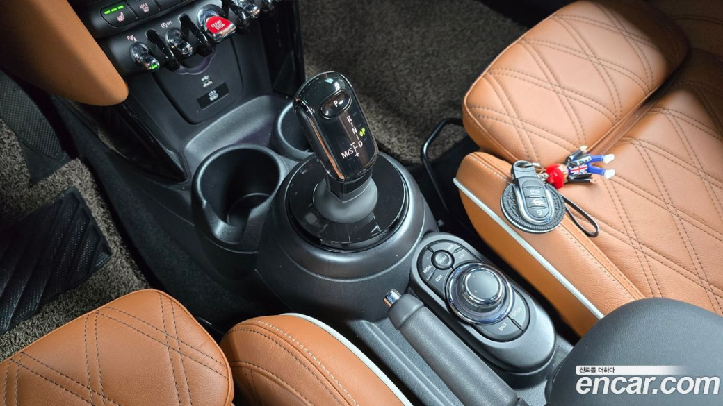 Mini Cooper Convertible Classic, 2024