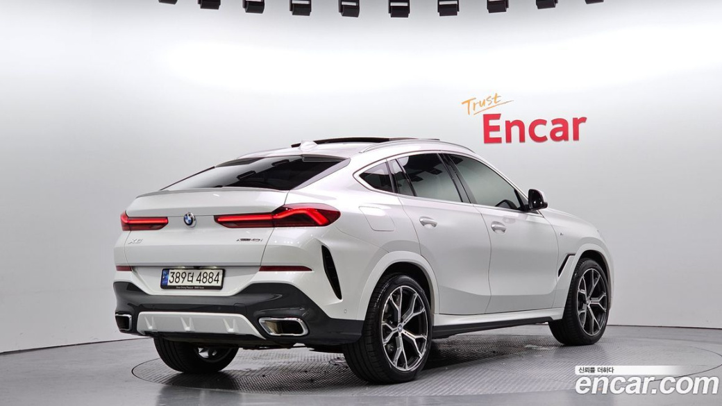 BMW X6 xDrive40i M Sport, 2023