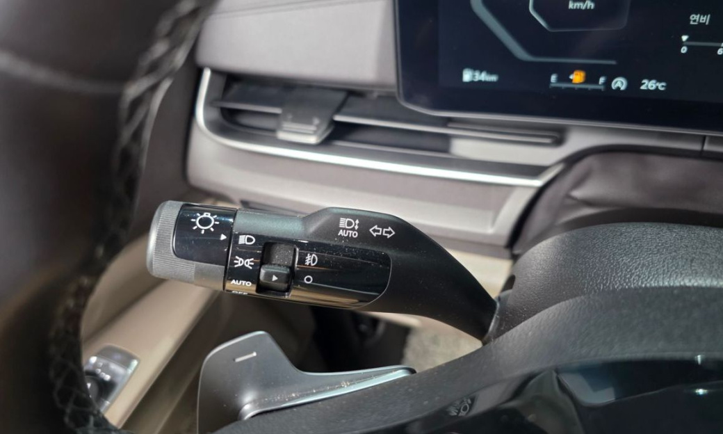 Kia Carnival 9-Seater Noblesse, 2024