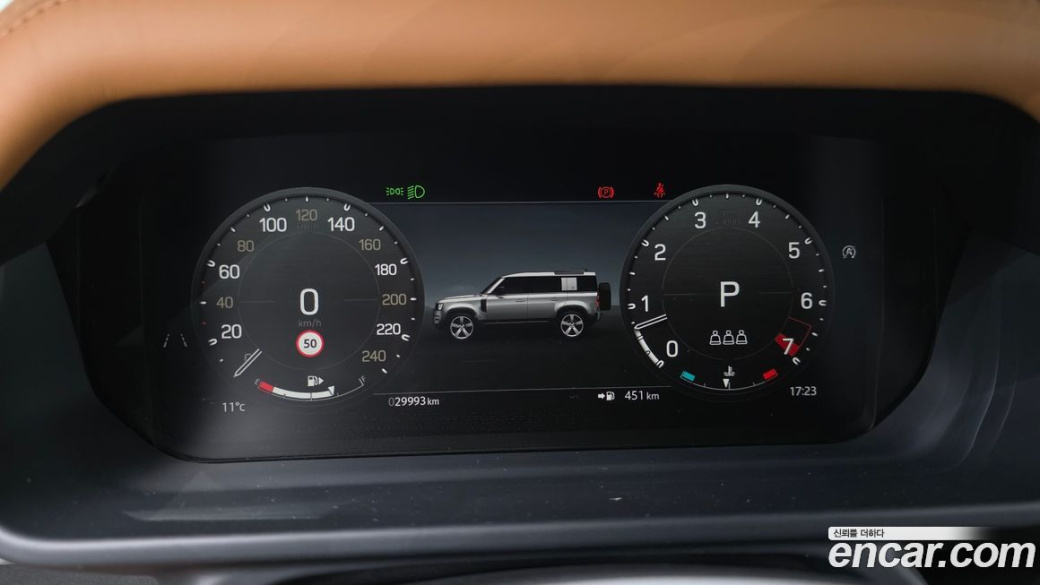 Land Rover Defender 110 P300 X-Dynamic SE, 2024