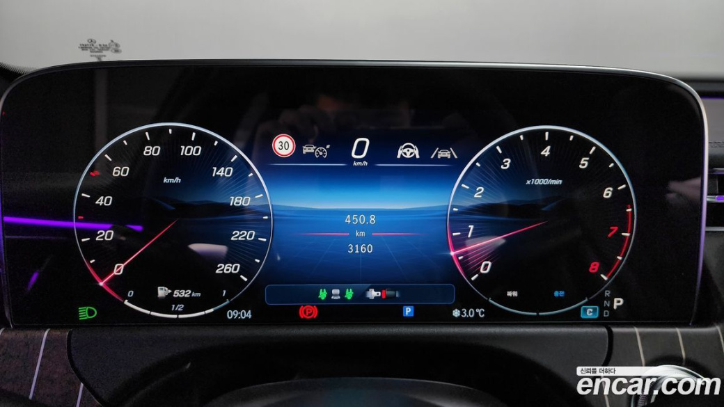 Mercedes-Benz E-Class E300 4MATIC Exclusive, 2026