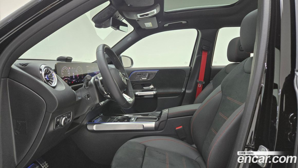 Mercedes-Benz GLB-Class AMG GLB35 4MATIC, 2025