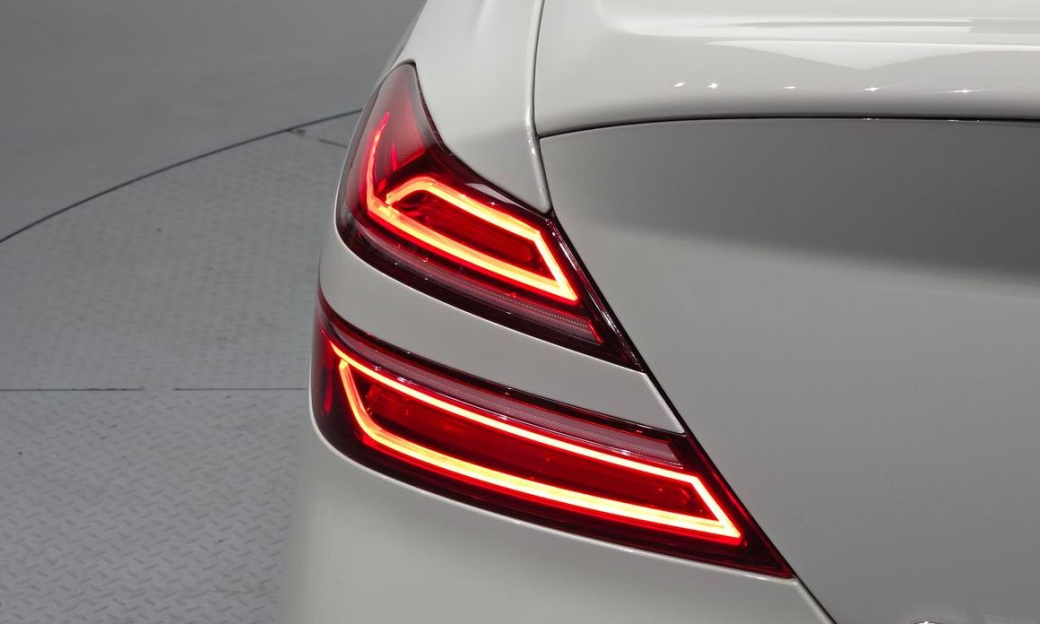 Genesis G70 Gasoline 2.5T 2WD, 2025
