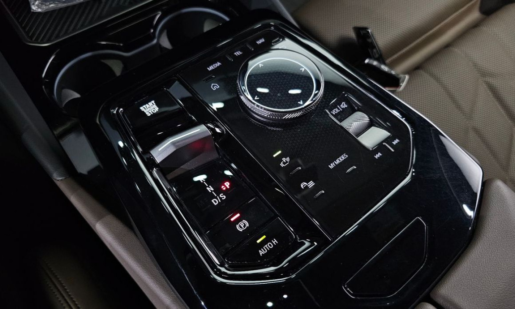 BMW 5-Series 520i M Sport, 2024