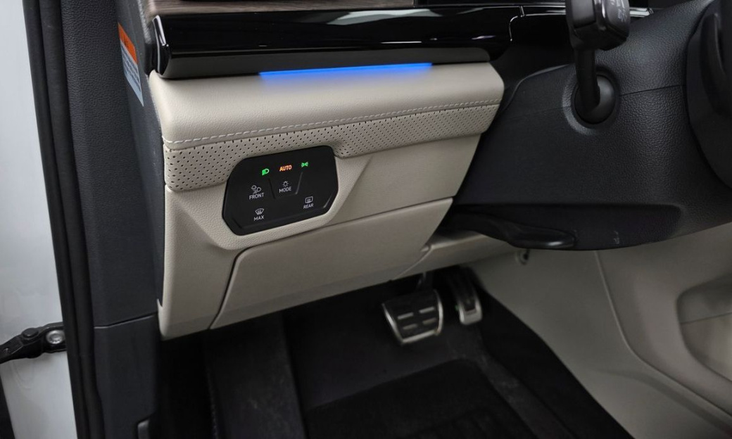 Volkswagen Atlas 2.0 TSI R-LINE 7-Seater, 2025