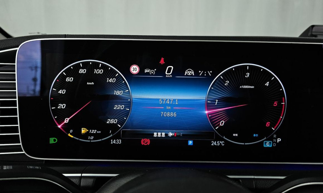 Mercedes-Benz GLE-Class GLE300d 4MATIC, 2024