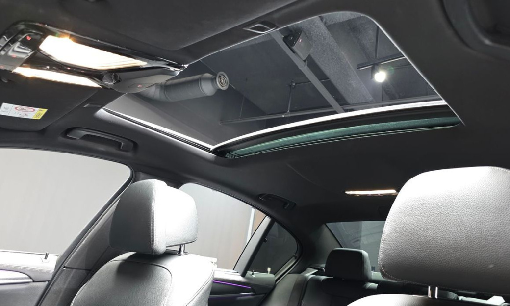 BMW 5-Series 520i M Sport, 2023
