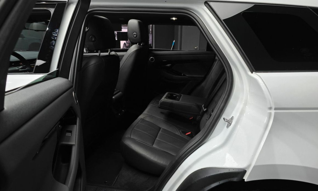 Land Rover Range Rover Evoque P250 Dynamic SE, 2026