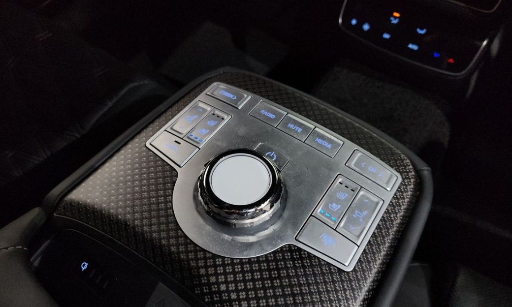 Genesis G80 Gasoline 2.5 Turbo AWD, 2025