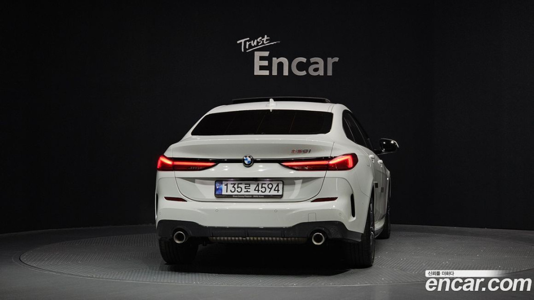 BMW 2-Series 220i M Sports, 2023