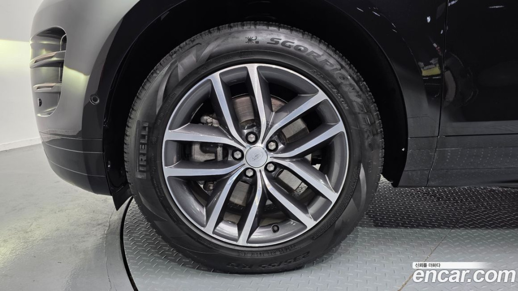 Land Rover Range Rover Evoque P250 Dynamic SE, 2025