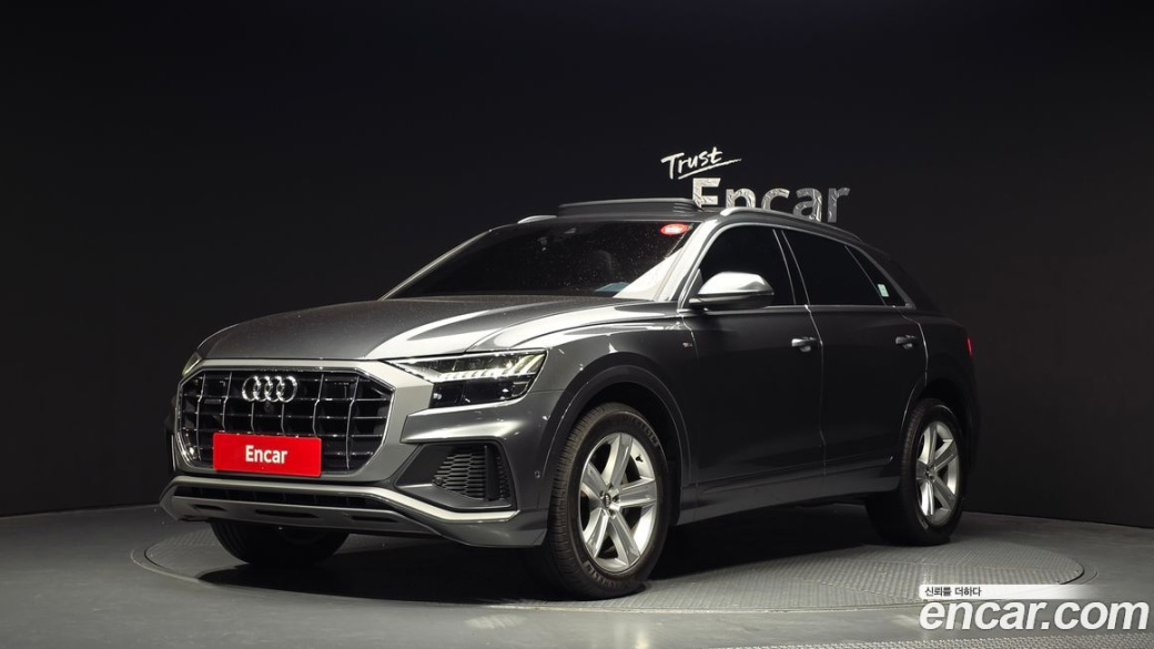 Audi Q8 45 TDI Quattro Premium, 2021