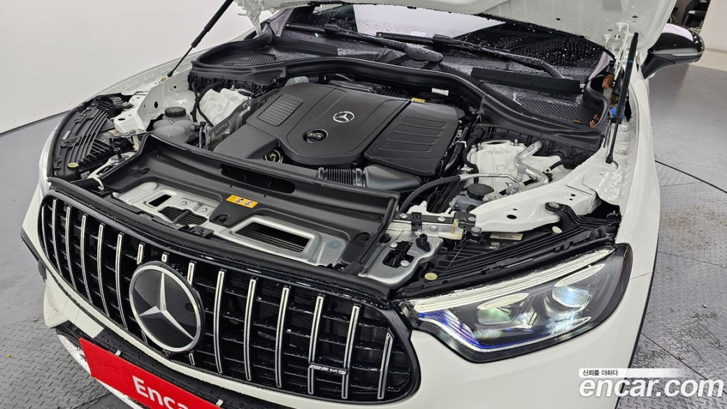 Mercedes-Benz GLC-Class GLC300 4MATIC AMG Line, 2025