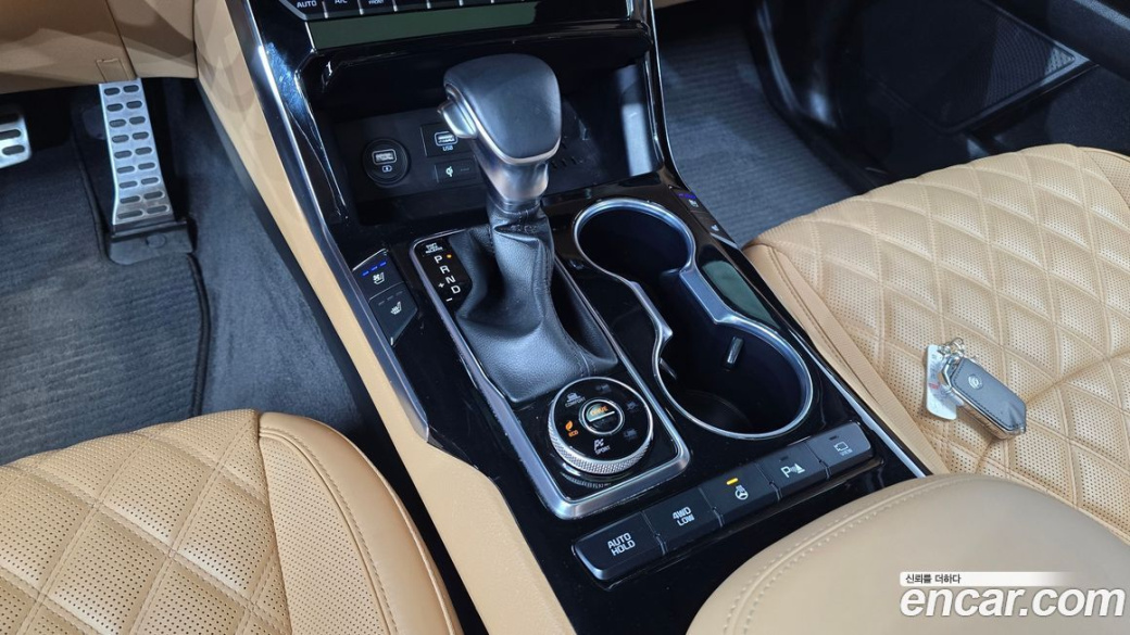 Kia Mohave Diesel 3.0 4WD 7-Seater, 2021