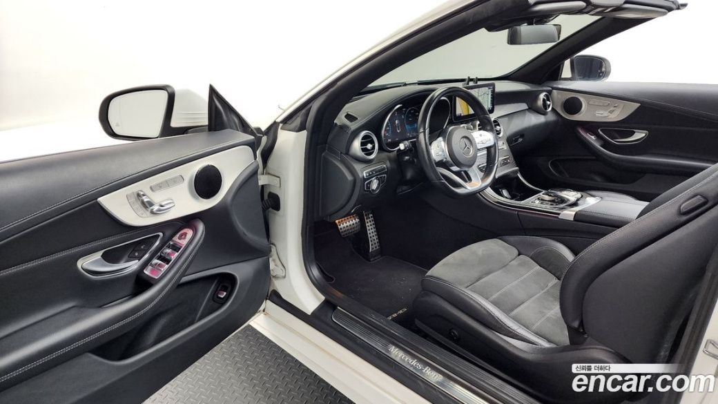 Mercedes-Benz C-Class C200 Cabriolet, 2022