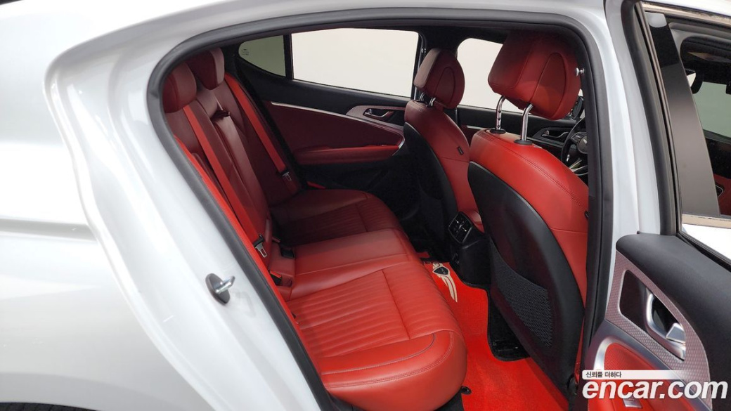 Genesis G70 Gasoline 2.0T 4WD, 2023