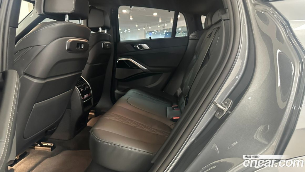 BMW X6 xDrive40i M Sport, 2025