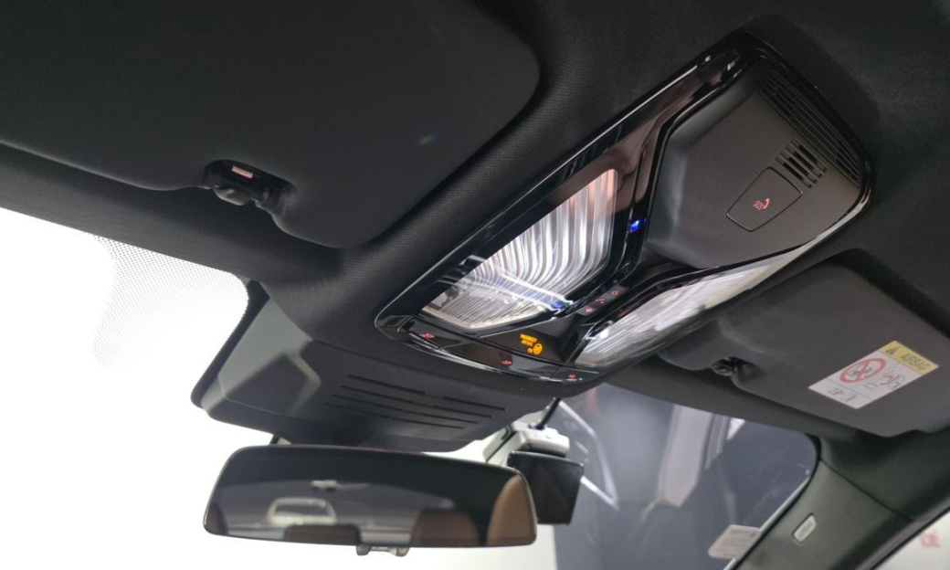 BMW X6 xDrive40i M Sport, 2025