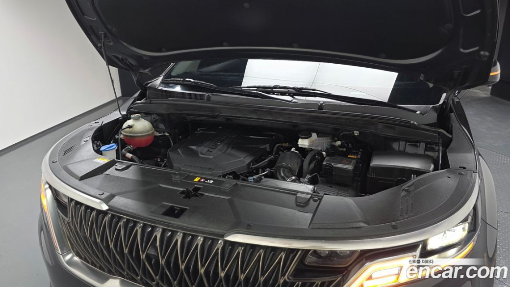 Kia Carnival 9-Seater Signature, 2022