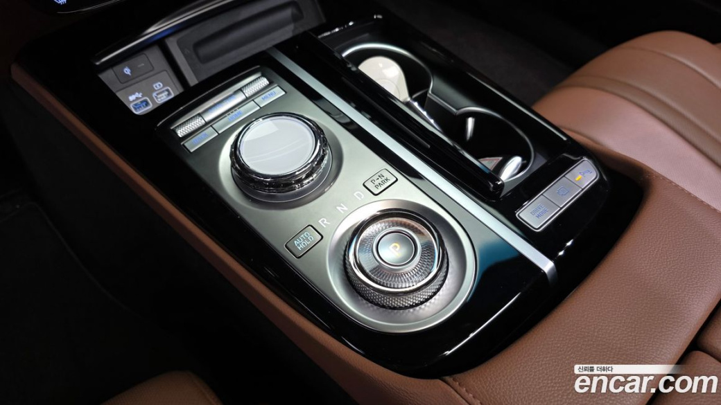 Genesis G80 Gasoline 2.5 Turbo 2WD, 2024