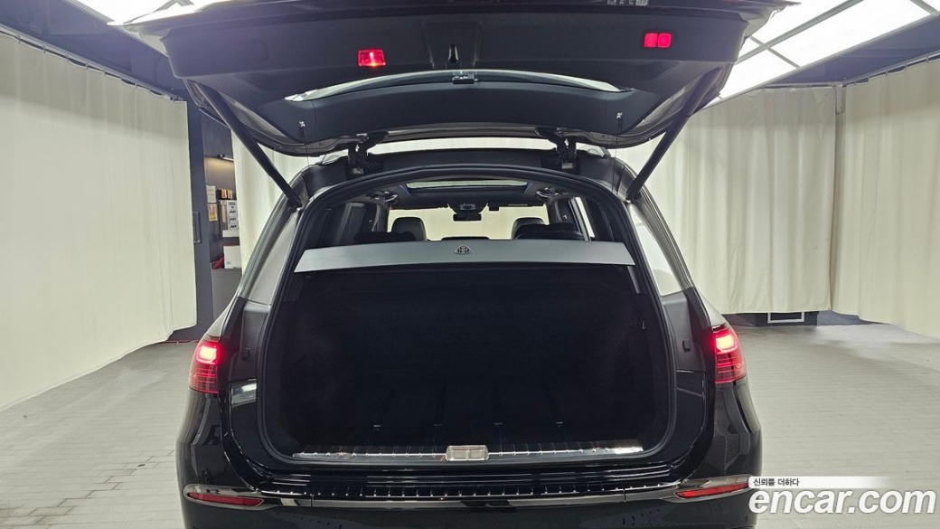 Mercedes-Benz GLS-Class Maybach GLS600 4MATIC, 2024