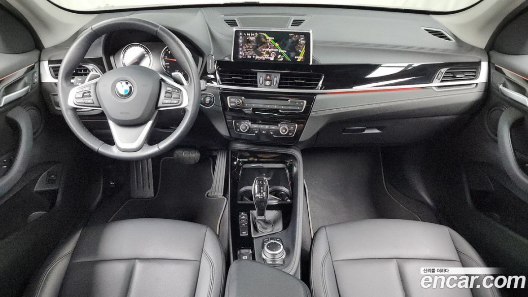 BMW X1 xDrive 20i xLine, 2022