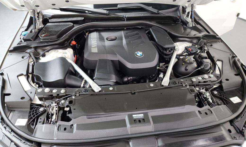 BMW 5-Series 520i M Sport, 2024