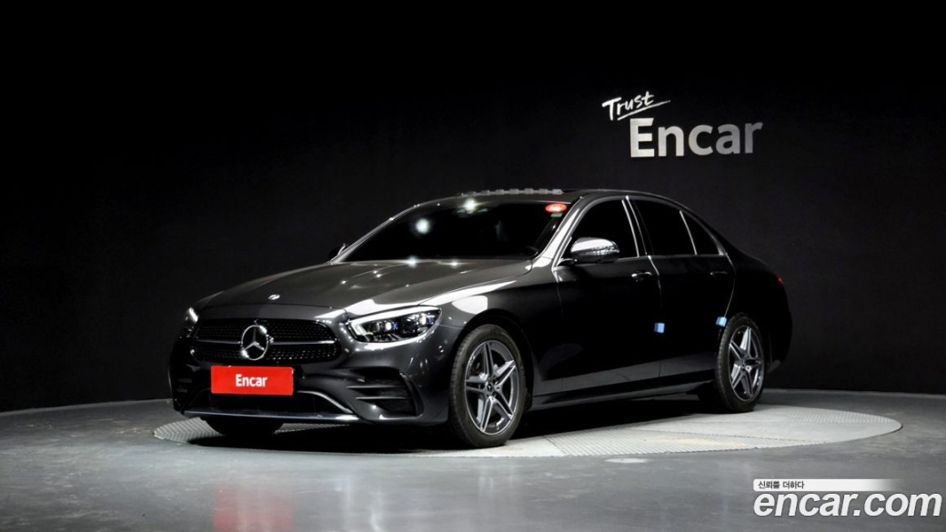 Mercedes-Benz E-Class E250 AMG Line, 2023