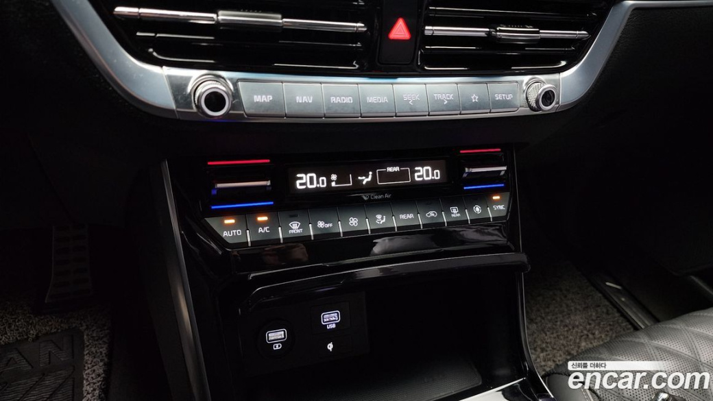 Kia Mohave Diesel 3.0 4WD 6-Seater, 2023