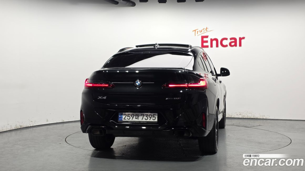 BMW X4 xDrive20i M Sports Pro, 2023