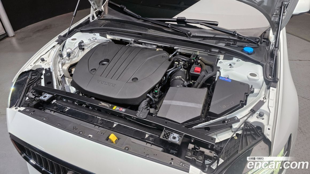 Volvo S60 B5 Ultimate Bright, 2024