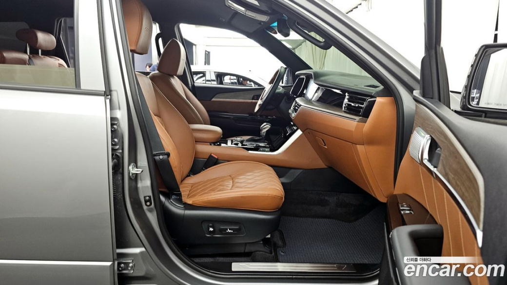 Kia Mohave Diesel 3.0 4WD 5-Seater, 2022