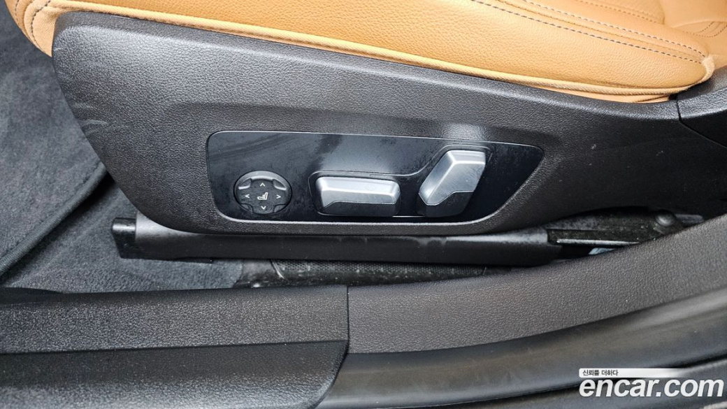 BMW 3-Series 320i M Sport, 2023