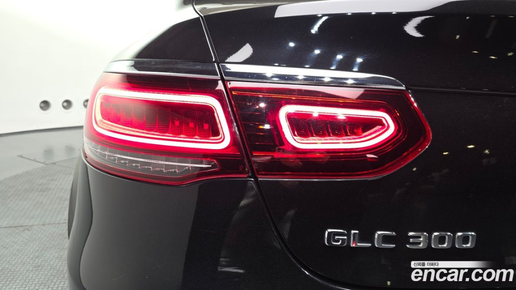 Mercedes-Benz GLC-Class GCL300 4MATIC Coupe, 2022