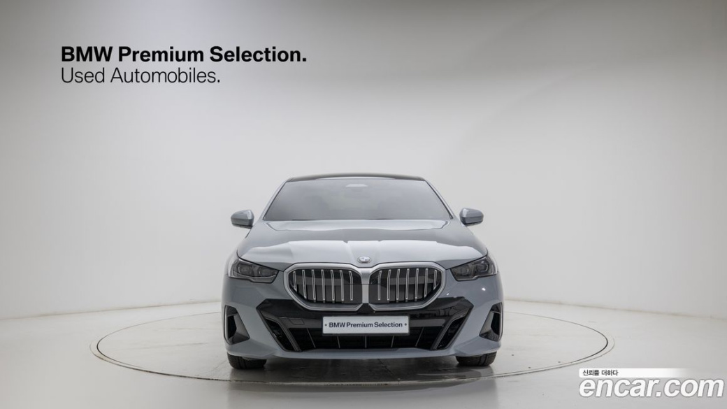 BMW 5-Series 520i M Sport, 2024