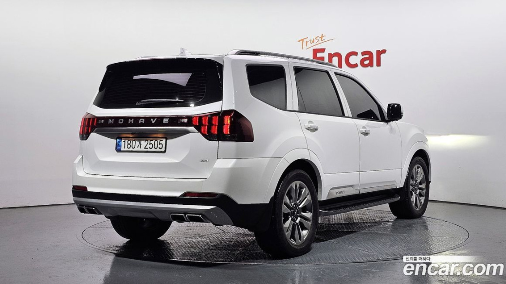 Kia Mohave Diesel 3.0 4WD 6-Seater, 2023