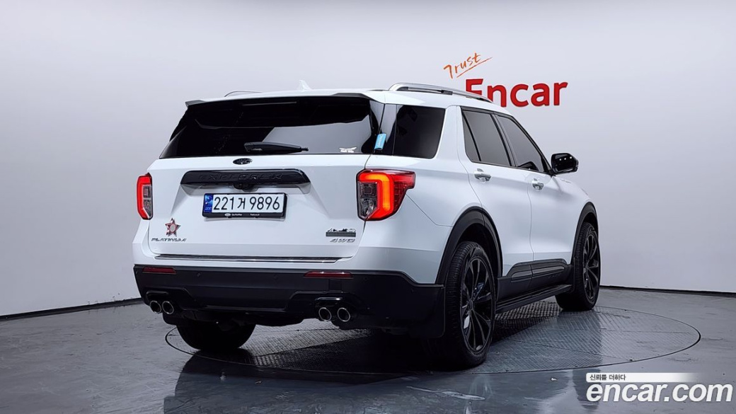 Ford Explorer 3.0 Platinum 4WD, 2022