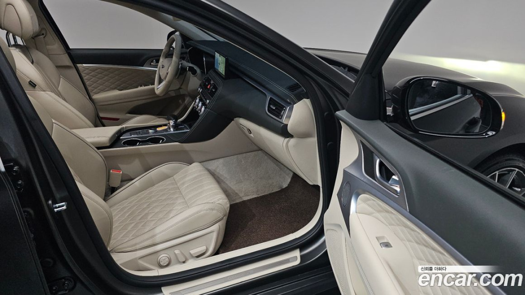 Genesis G70 Gasoline 2.0T 4WD, 2022