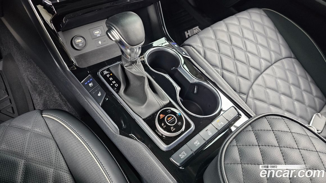 Kia Mohave Diesel 3.0 4WD 6-Seater, 2021