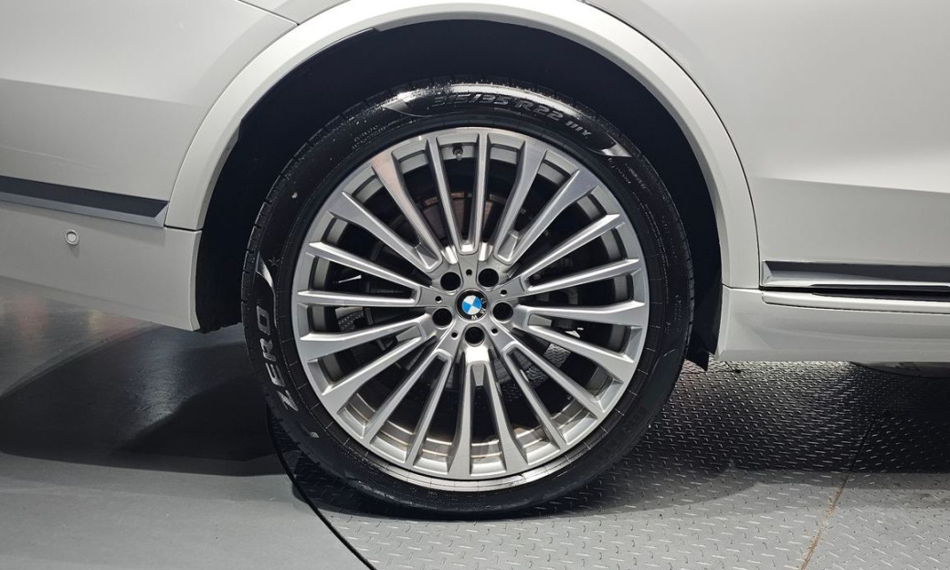BMW X7 xDrive 40d Design Pure Excellence 7-Seater, 2026