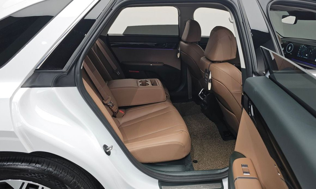 Hyundai Grandeur 2,5 Gasoline 2WD, 2025