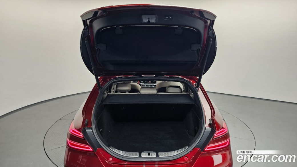 Genesis G70 Gasoline 2.0T 2WD, 2023