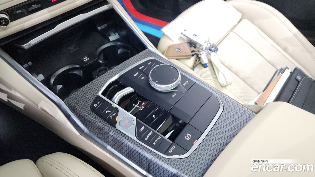 BMW 3-Series 320i M Sport, 2023