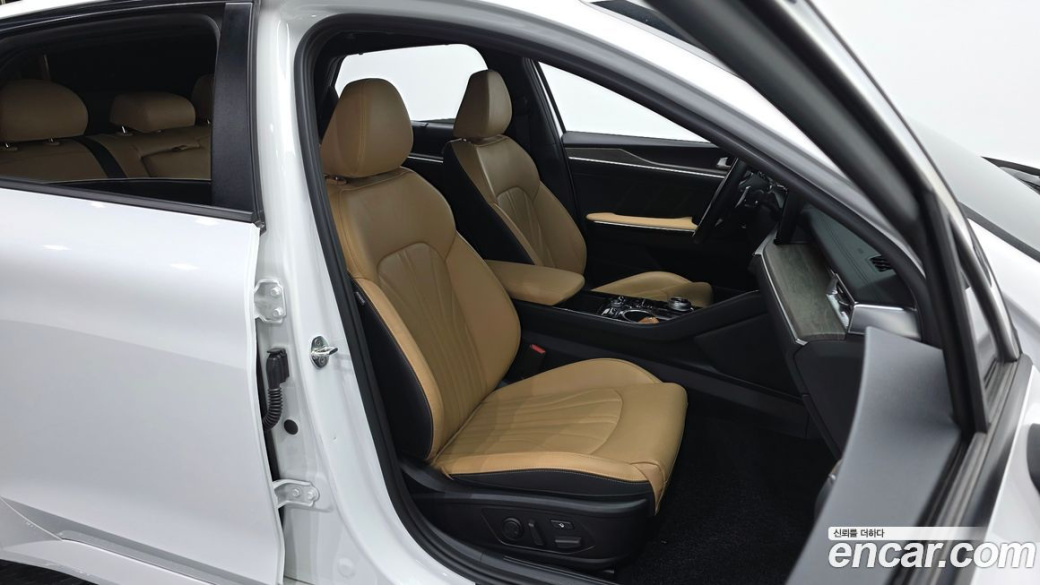 Kia K5 2.0, 2022