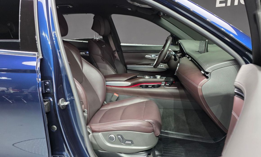 Genesis GV70 2.5T Gasoline AWD, 2021
