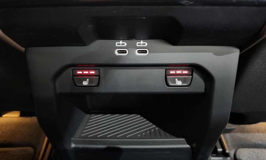 BMW 5-Series 520i, 2024