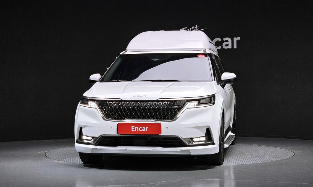 Kia Carnival 9-Seater Hi-Limousine, 2022