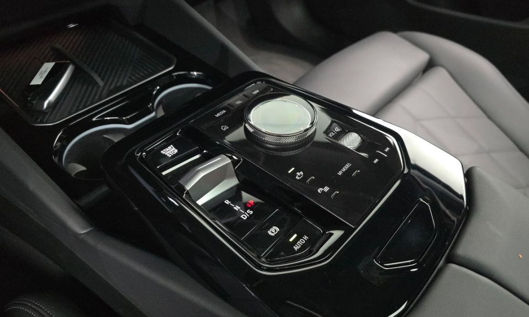 BMW 5-Series 520i M Sport, 2024