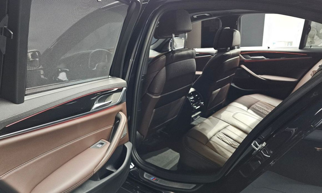BMW 5-Series 530i M Sport Package, 2023